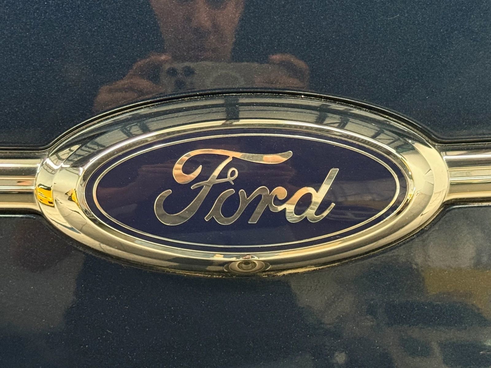 Used 2017 Ford Taurus SHO w/ Driver Assist Package image 14