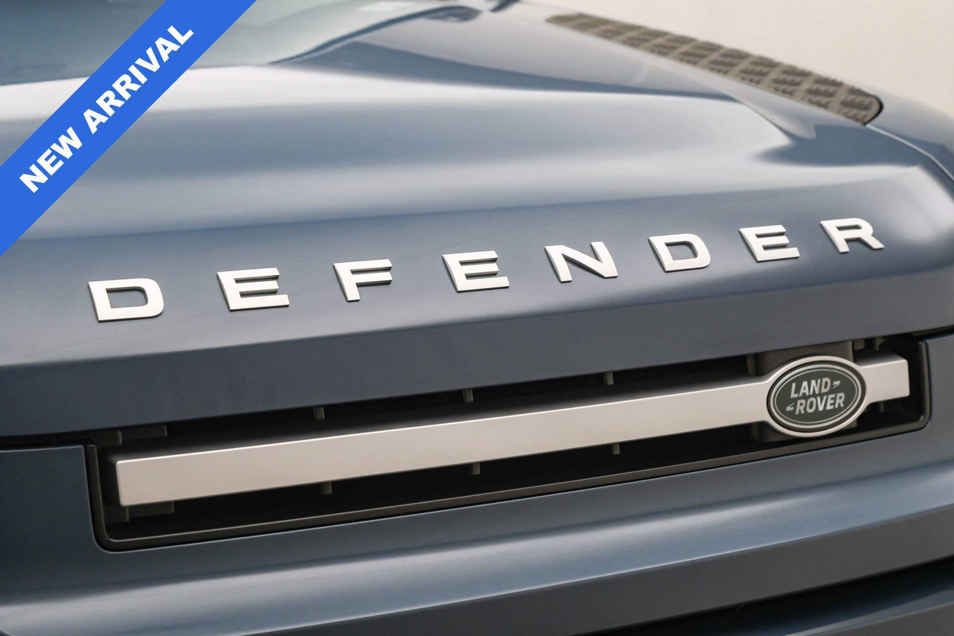 Used 2024 Land Rover Defender 110 S image 25