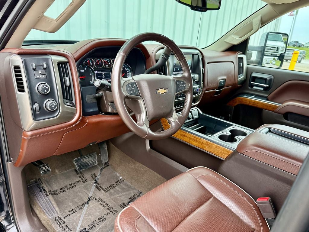 Used 2015 Chevrolet Silverado 2500 High Country w/ Duramax Plus Package AWD/4WD image 10