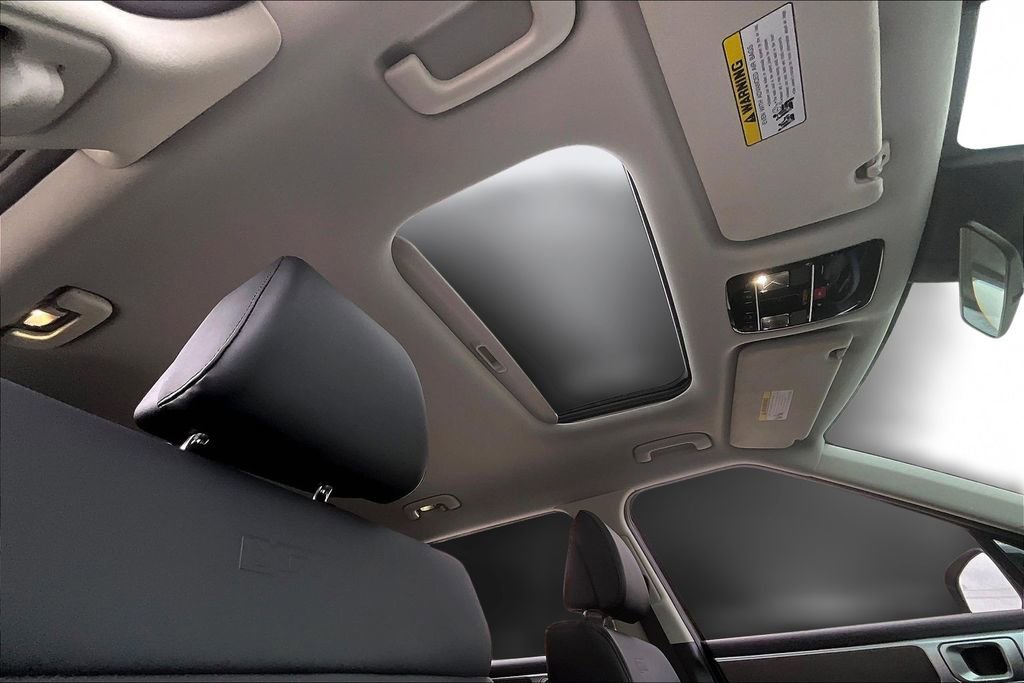 Used 2025 Hyundai Santa Fe XRT AWD/4WD image 21