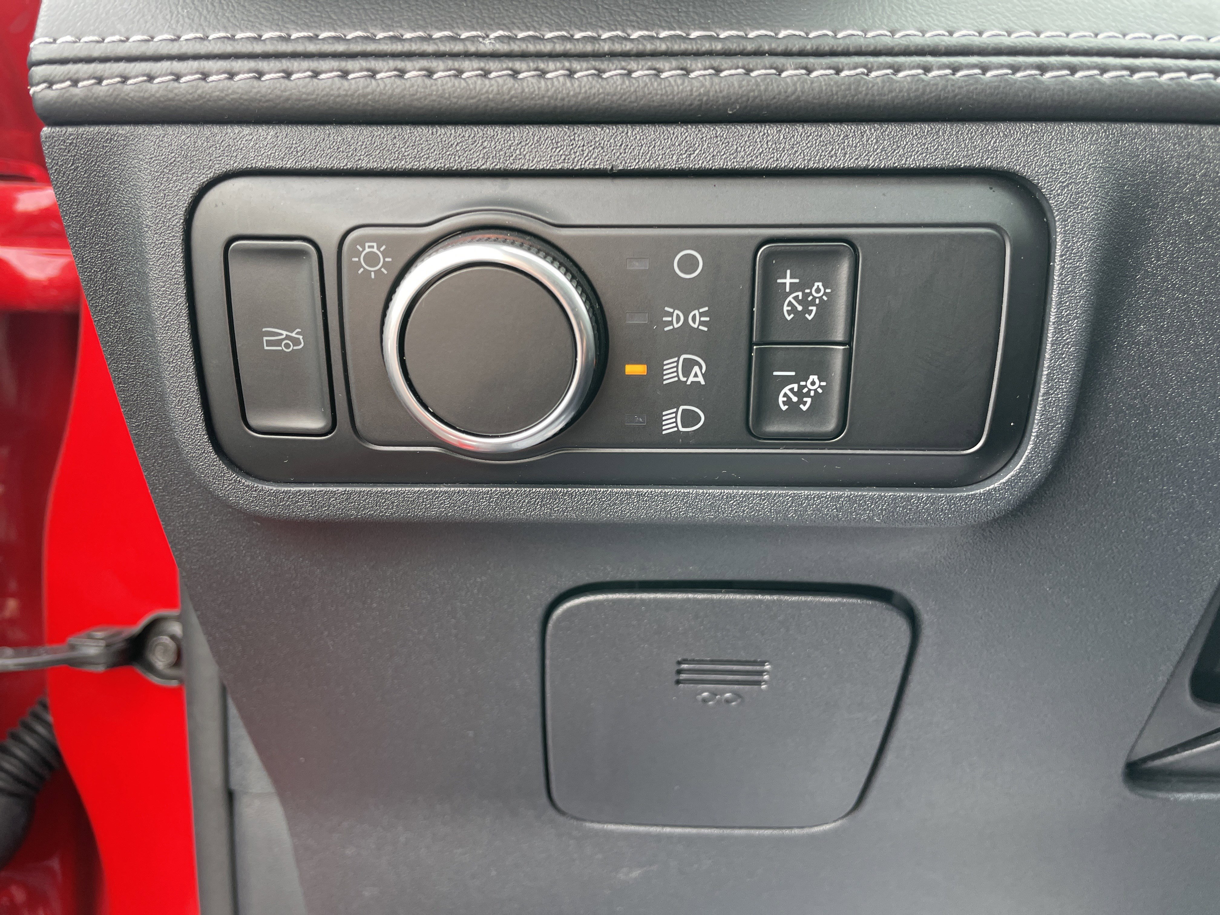 Used 2025 Ford Mustang Premium image 27