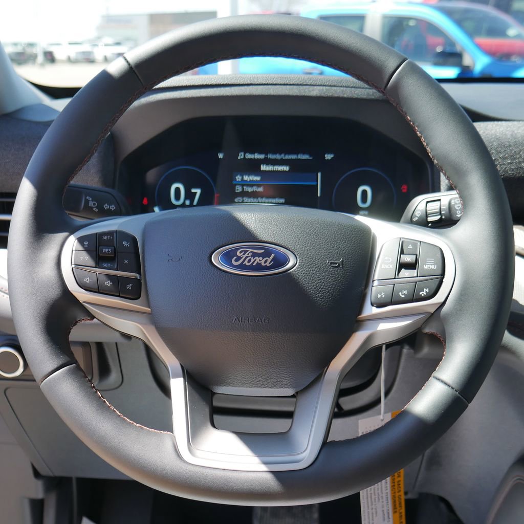 New 2026 Ford Explorer Active image 37