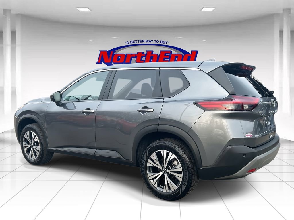 Used 2022 Nissan Rogue SV image 5
