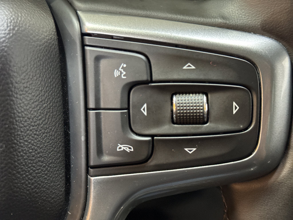 Used 2024 Chevrolet Silverado 1500 RST AWD/4WD image 28