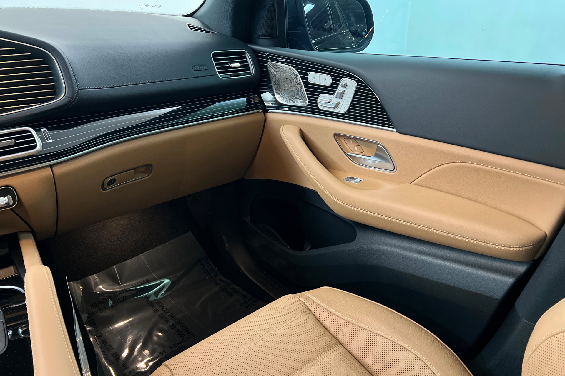 New 2026 Mercedes-Benz GLS 450 4MATIC image 10