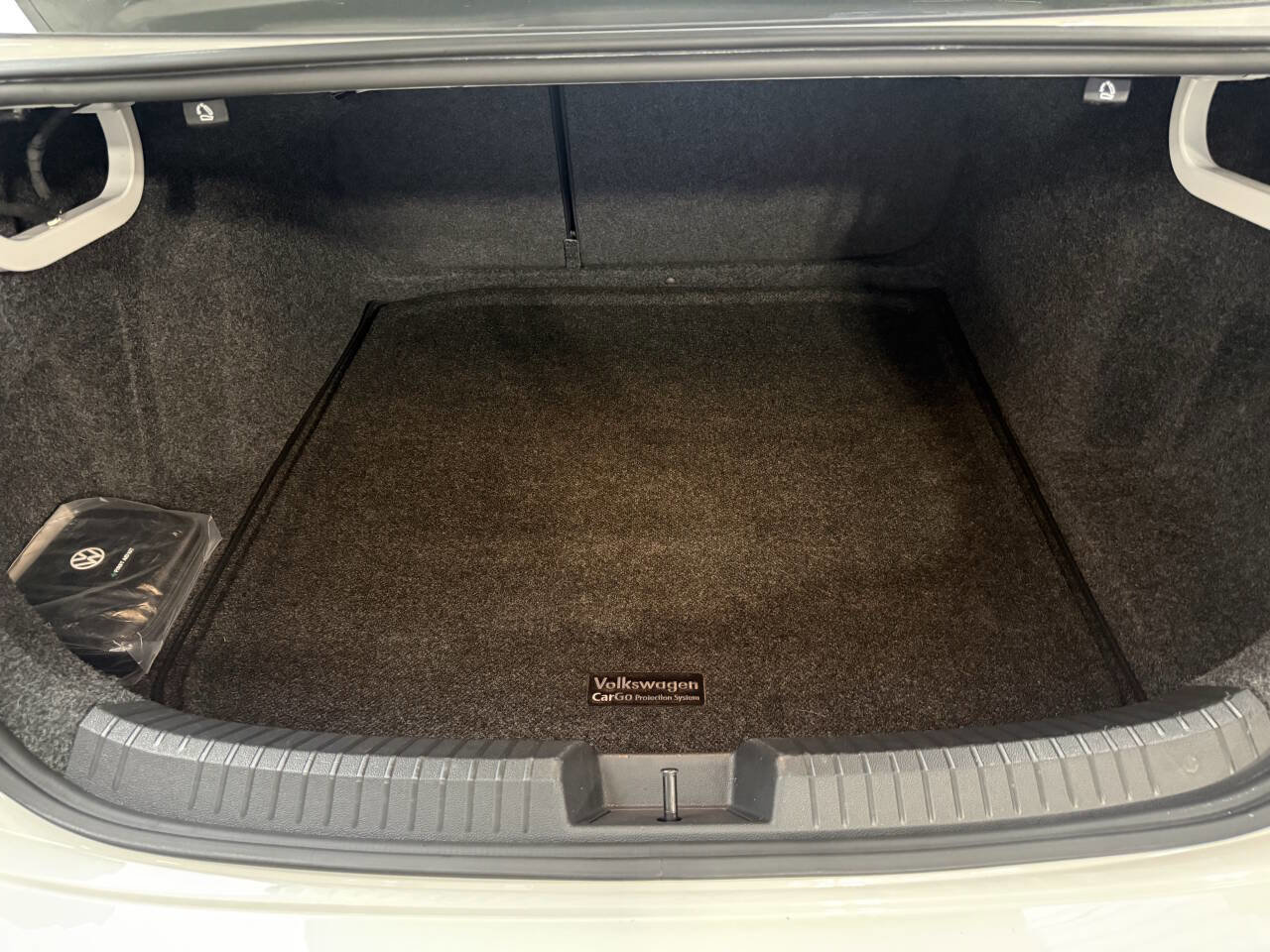 Used 2019 Volkswagen Jetta S w/ Driver Assistance Package image 22