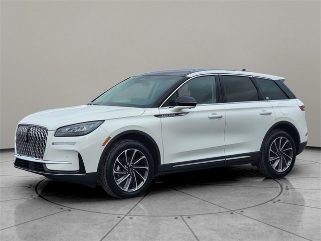 Certified 2024 Lincoln Corsair AWD w/ Equipment Group 101A image 3