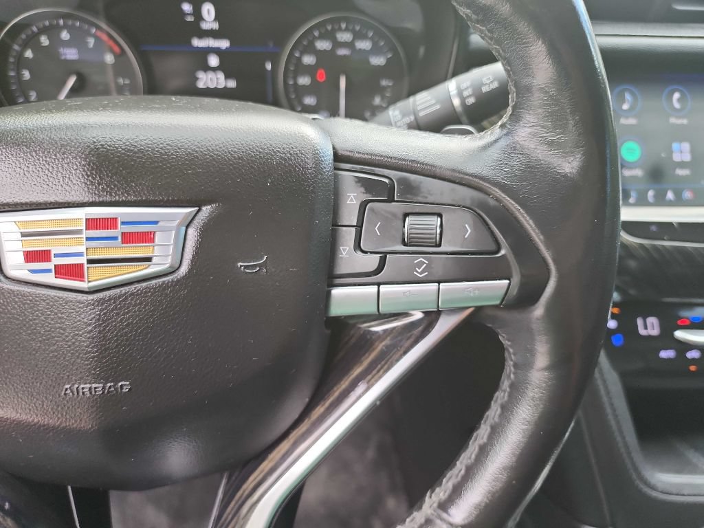 Used 2020 Cadillac XT6 Premium Luxury FWD image 19