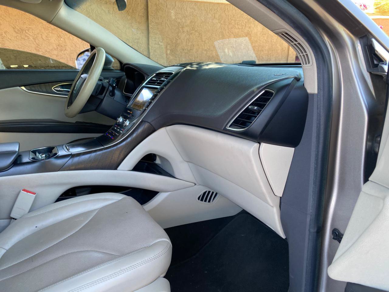 Used 2019 Lincoln Nautilus Reserve FWD image 52