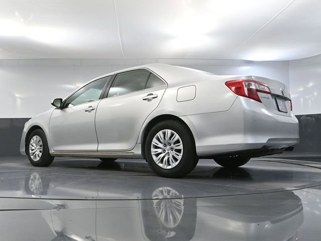 Used 2012 Toyota Camry LE FWD image 44