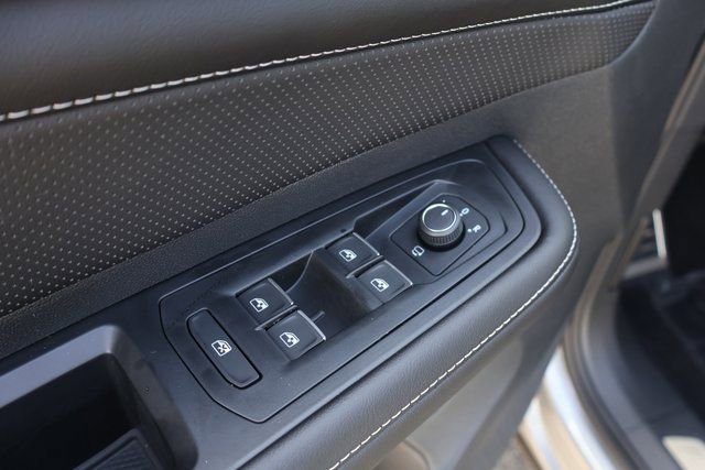 New 2026 Volkswagen Atlas SEL Premium R-Line image 11