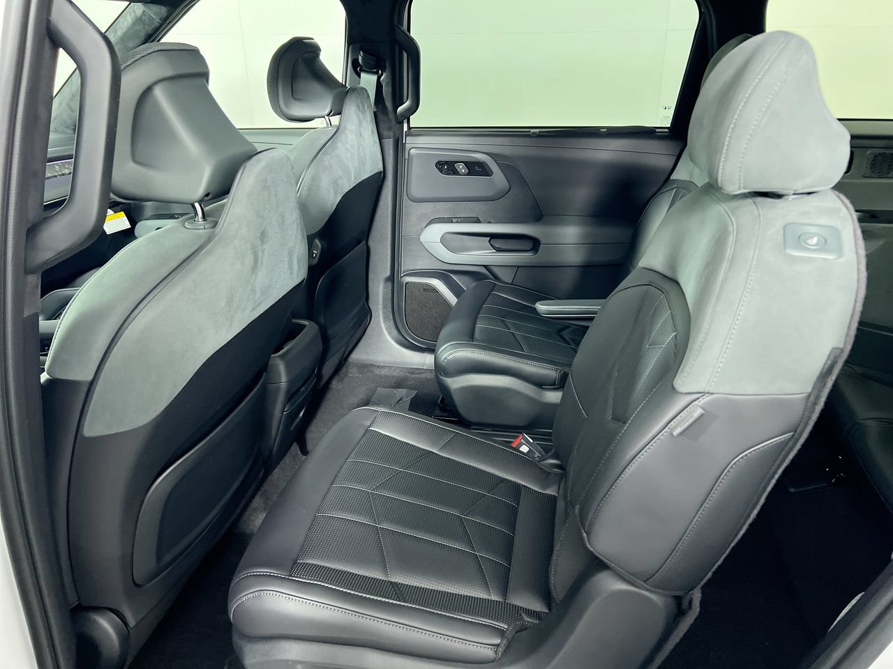 New 2027 Kia Telluride SX Prestige X-Pro AWD/4WD image 25