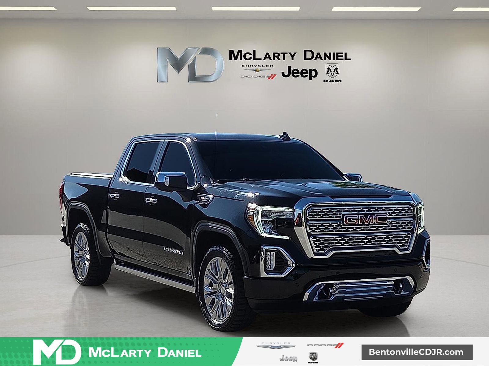 Used 2022 GMC Sierra 1500 Denali w/ Denali Premium Package AWD/4WD image 1
