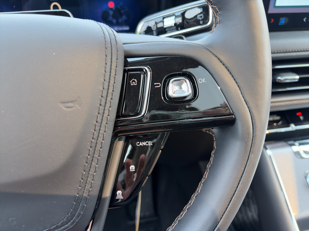 New 2026 Lincoln Aviator AWD image 26