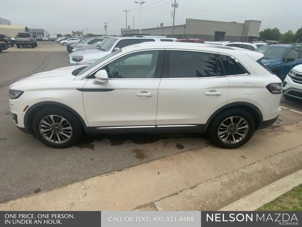 Used 2019 Lincoln Nautilus Select FWD image 9