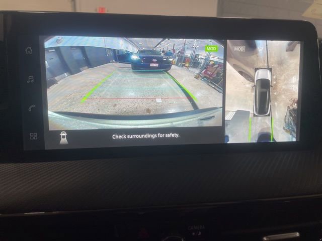 New 2026 Nissan Kicks SR w/ Cold Weather Package image 18