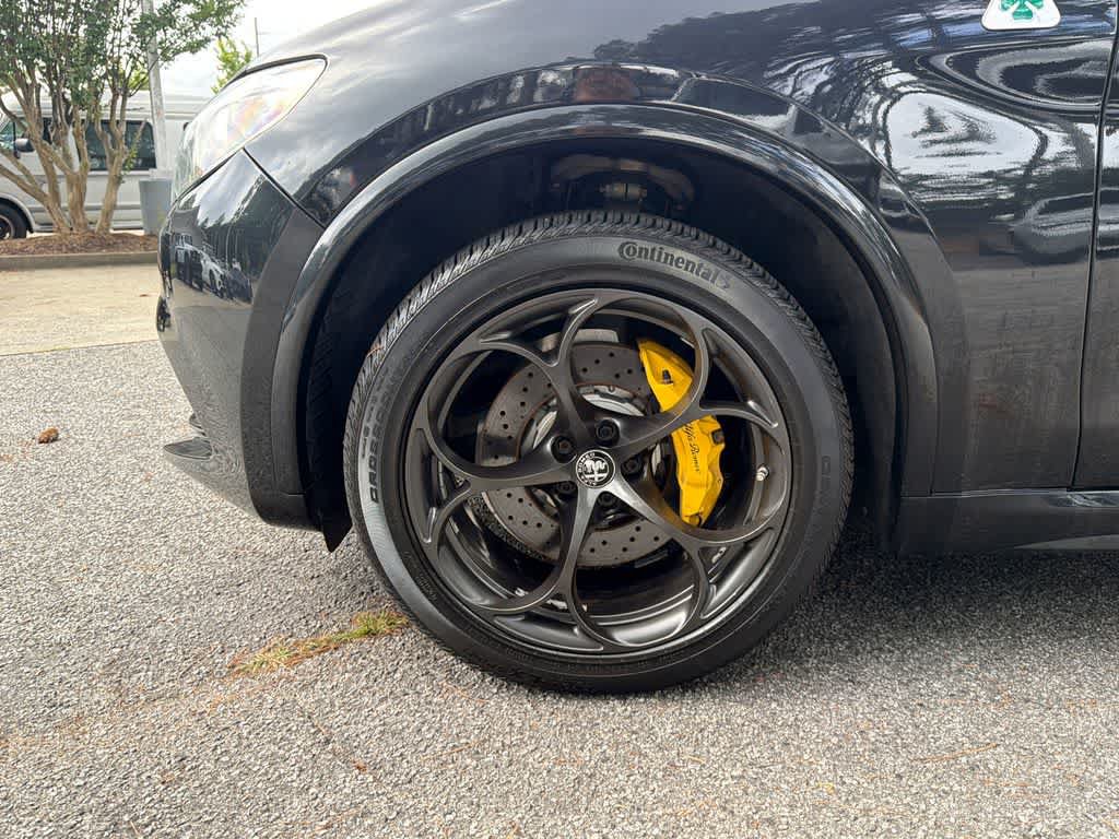 Used 2020 Alfa Romeo Stelvio Quadrifoglio AWD/4WD image 9