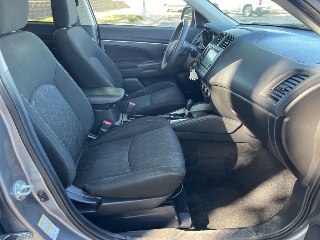 Used 2022 Mitsubishi Outlander Sport ES image 12