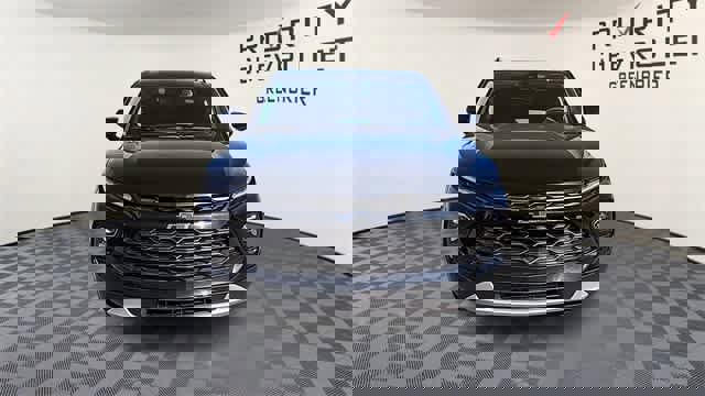 Certified 2023 Chevrolet Blazer LT w/ Convenience Package image 3