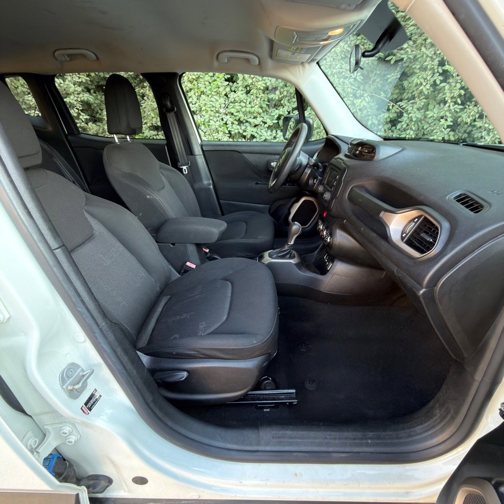 Used 2017 Jeep Renegade Sport w/ Power & Air Group FWD image 19