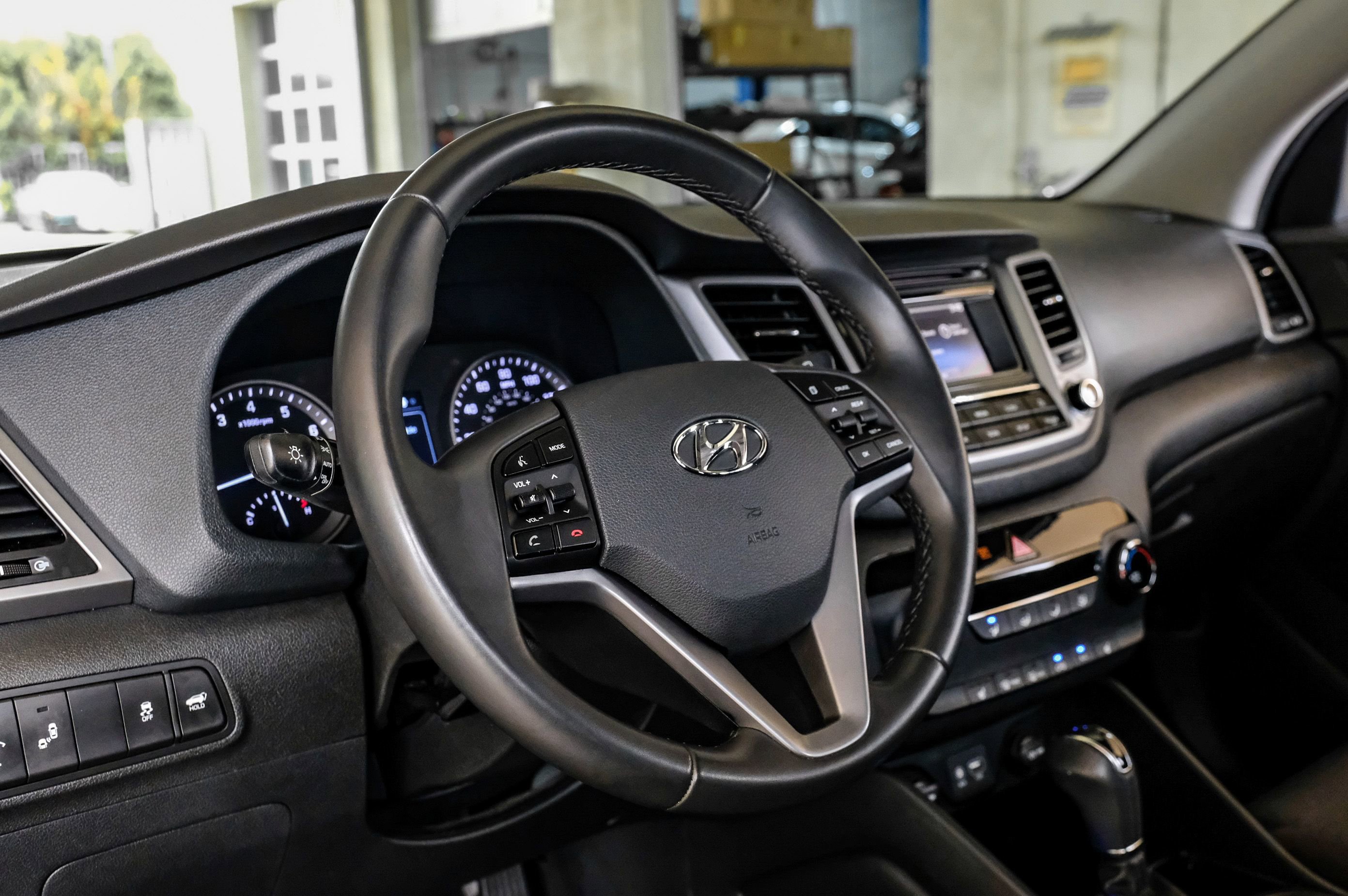Used 2017 Hyundai Tucson Sport FWD image 14