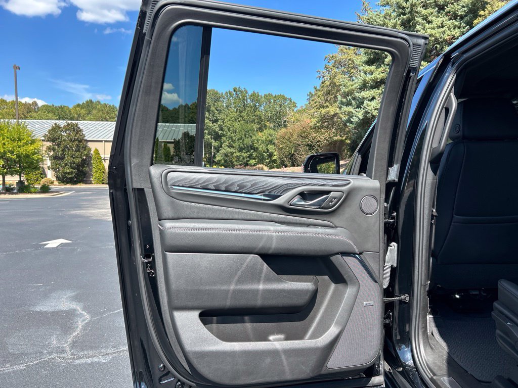 Used 2023 GMC Yukon XL Denali w/ Max Trailering Package AWD/4WD image 60