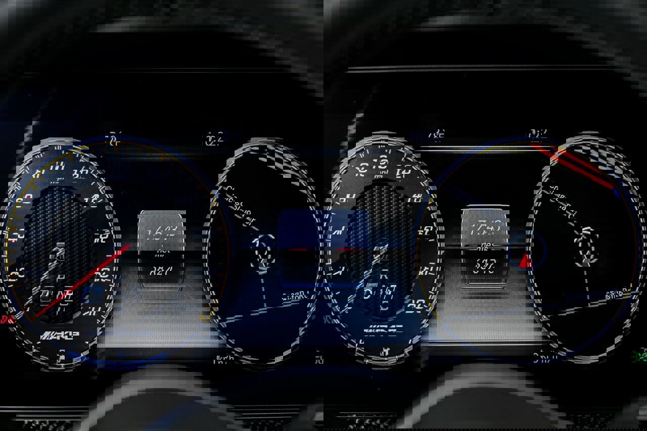 Used 2019 Mercedes-Benz E 63 AMG S image 28