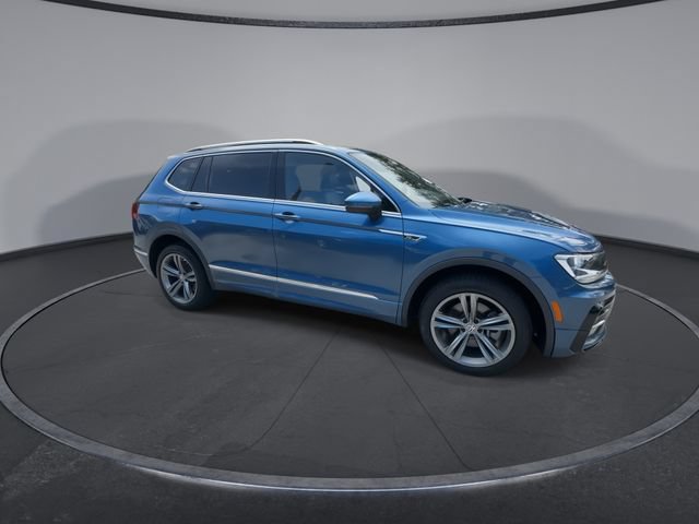 Used 2019 Volkswagen Tiguan SEL R-Line AWD/4WD image 9