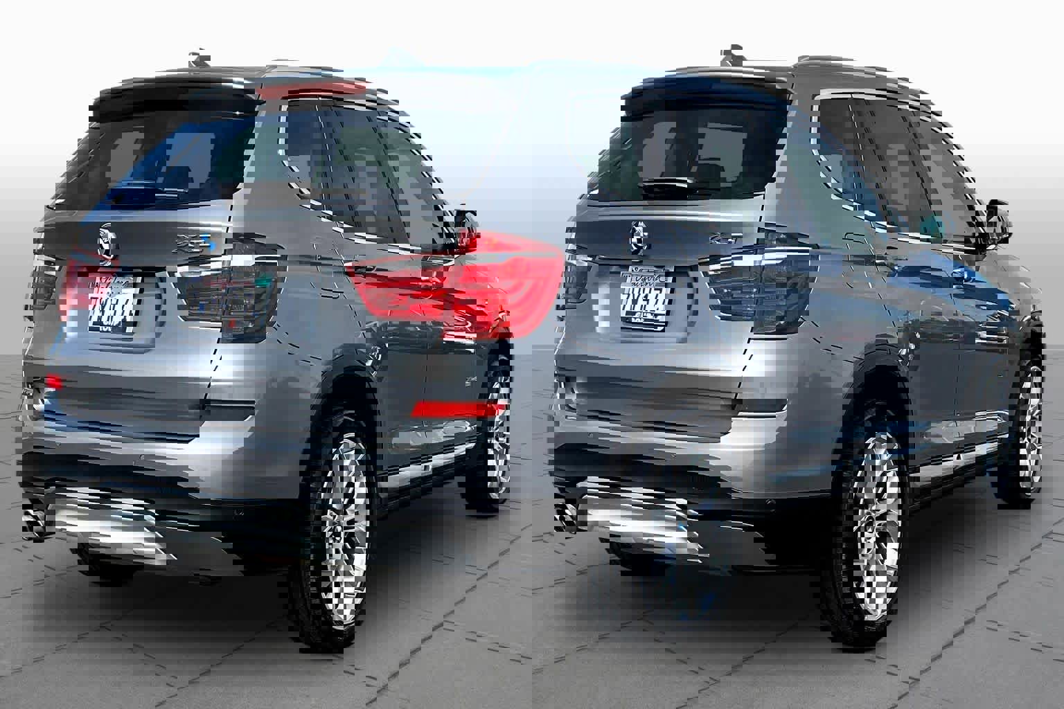 Used 2017 BMW X3 xDrive28i image 12