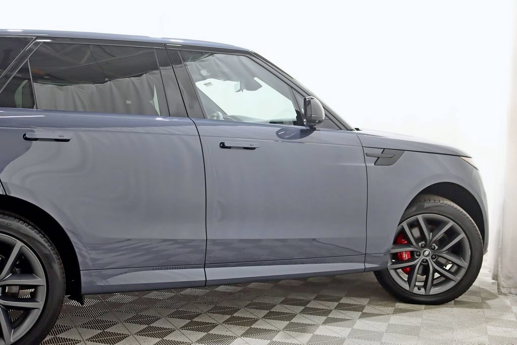 Used 2024 Land Rover Range Rover Sport Dynamic SE AWD/4WD image 10