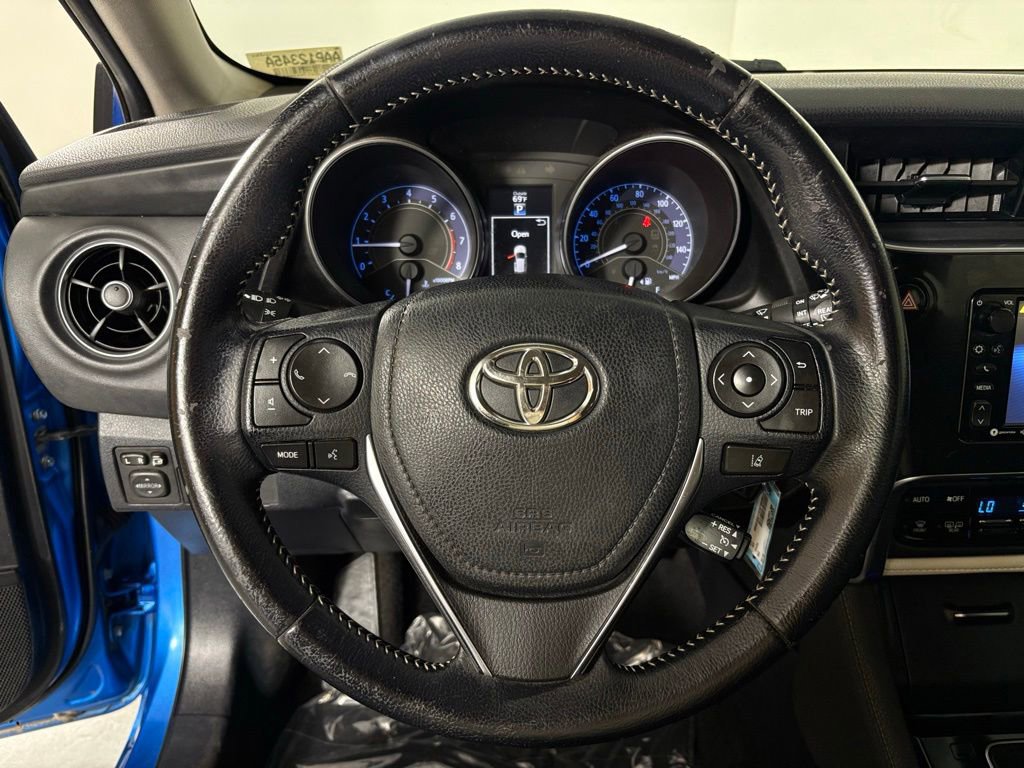 Used 2018 Toyota Corolla iM w/ Carpet Mat Package (TMS) FWD image 20