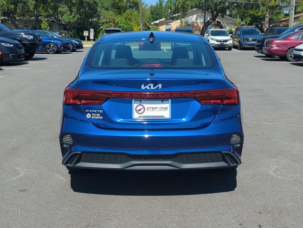 Used 2023 Kia Forte LXS FWD image 6