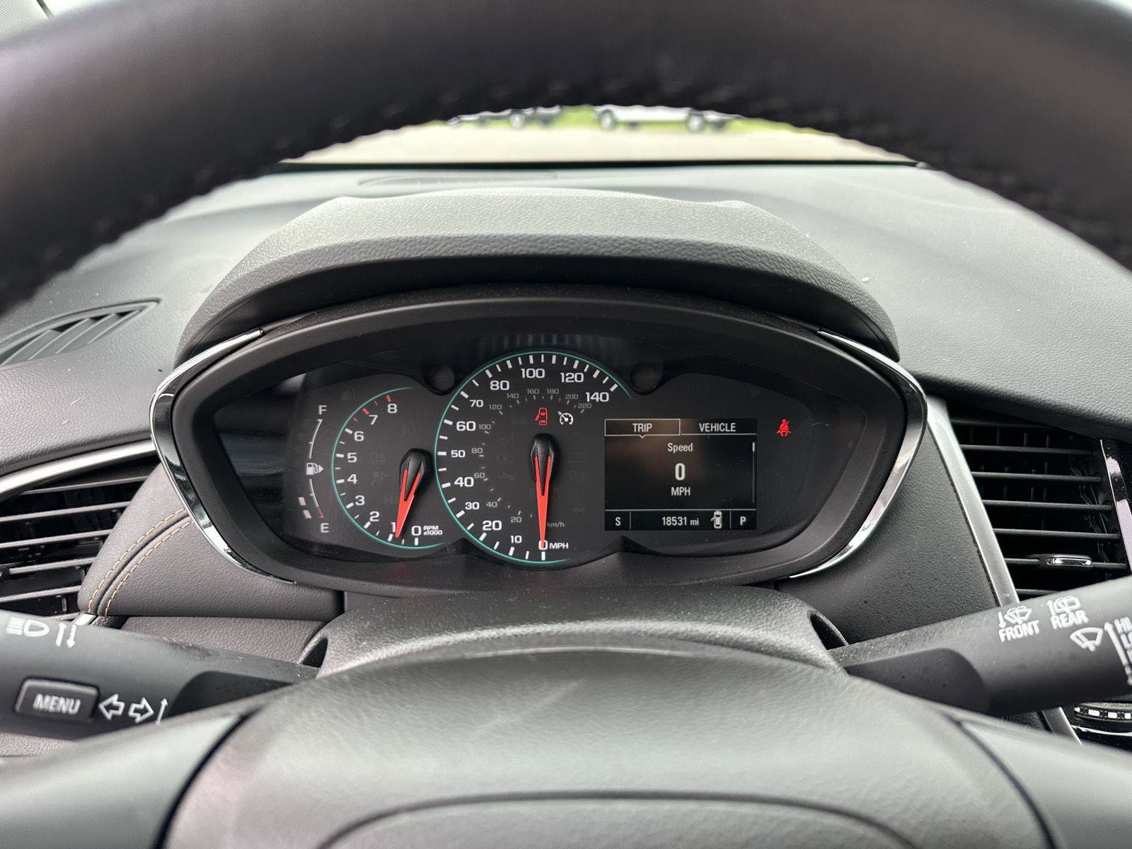 Used 2022 Chevrolet Trax LT w/ LT Convenience Package image 25