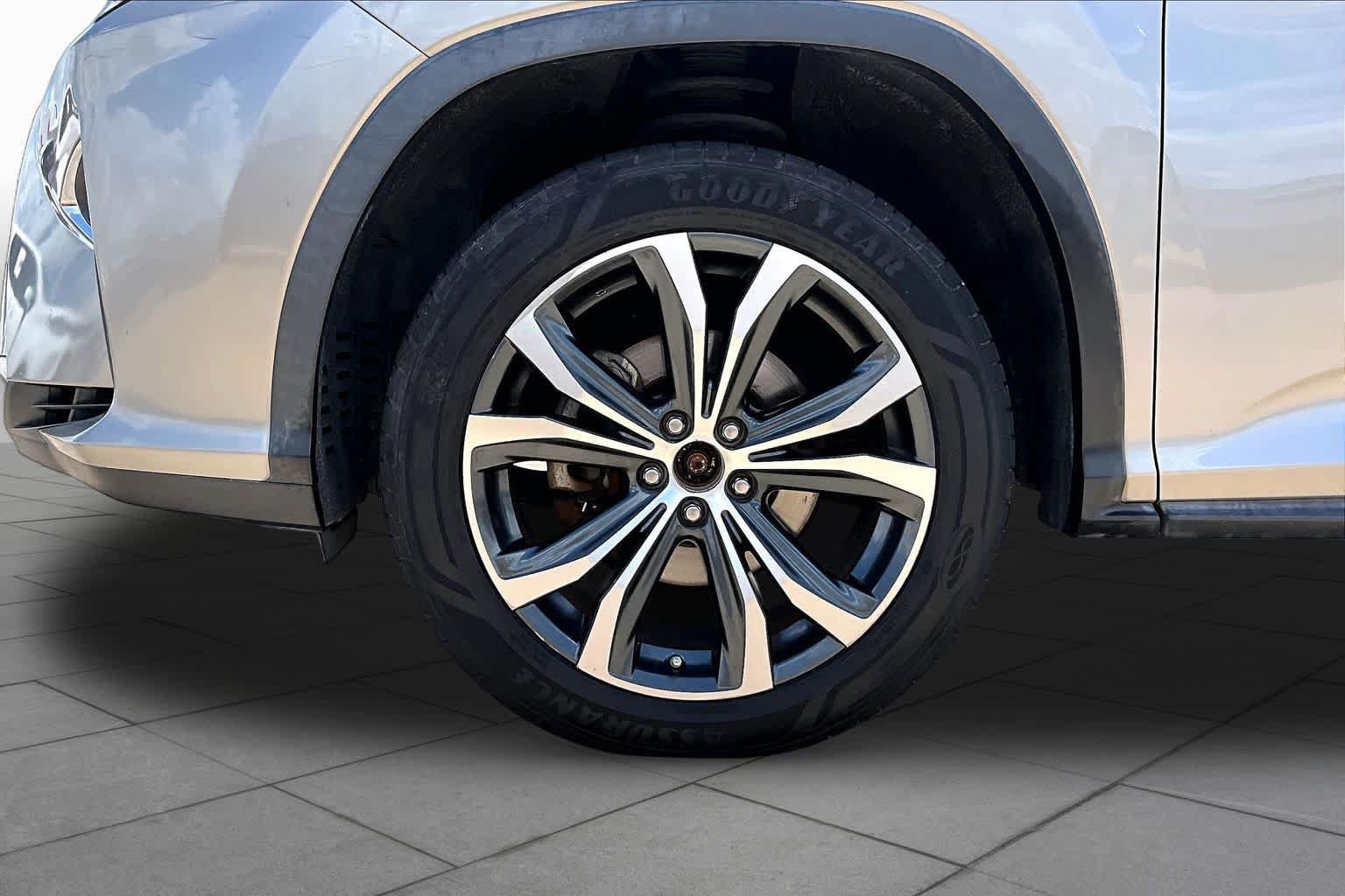 Used 2017 Lexus RX 350 FWD w/ Premium Package image 11