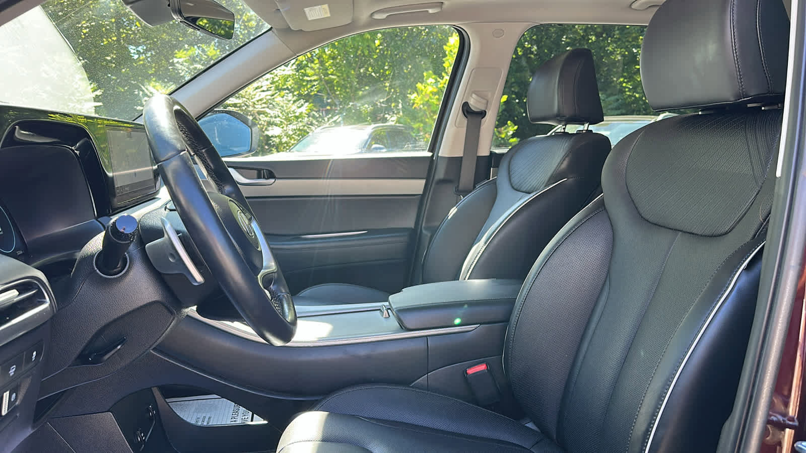 Used 2024 Hyundai Palisade SEL w/ Premium Package image 12