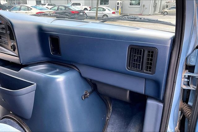 Used 1994 Ford E-350 and Econoline 350 XLT RWD image 16