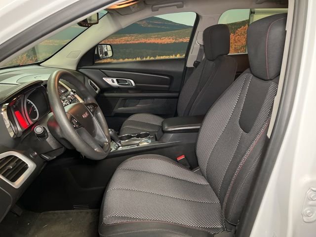 Used 2017 GMC Terrain SLE image 19