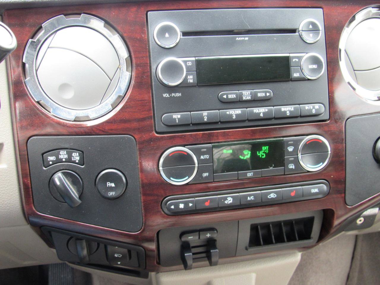 Used 2009 Ford F250 XL AWD/4WD image 26