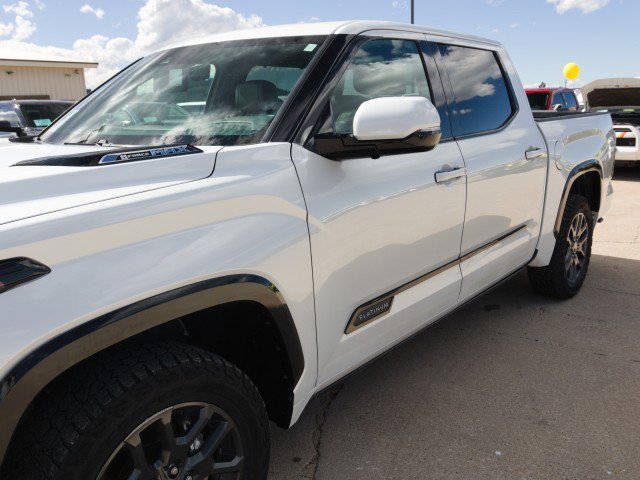 Used 2023 Toyota Tundra Platinum AWD/4WD image 8