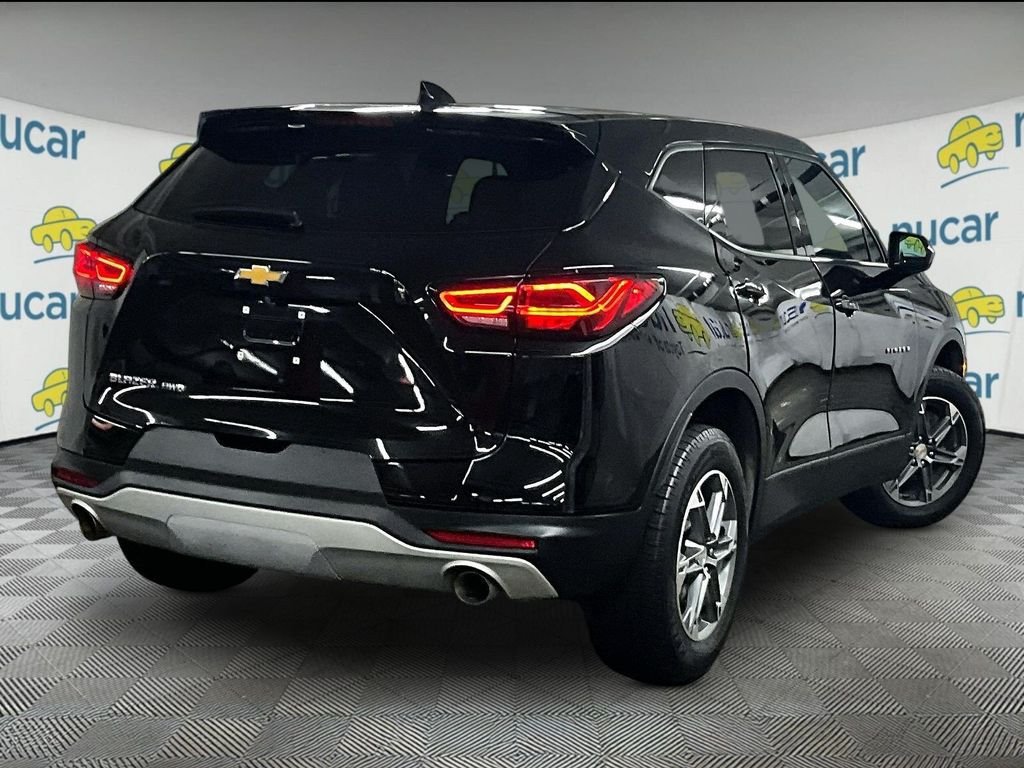 Used 2024 Chevrolet Blazer LT AWD/4WD image 6