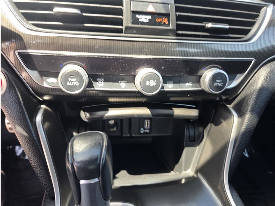 Used 2018 Honda Accord Sport image 33