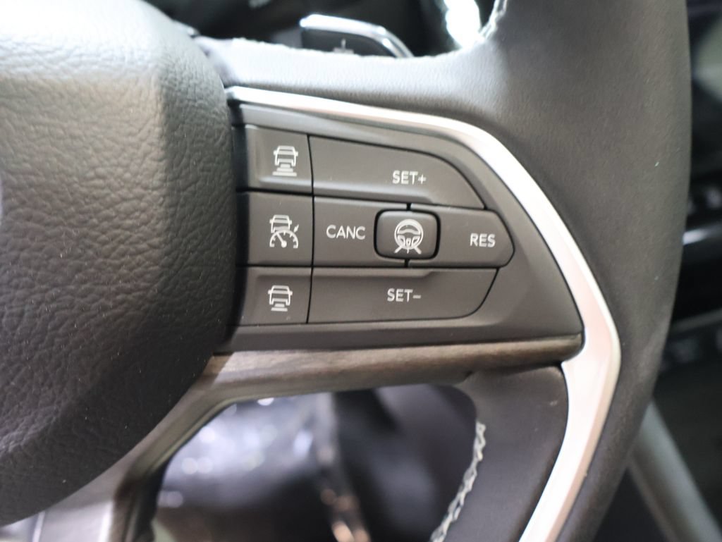 New 2026 Jeep Grand Cherokee Limited AWD/4WD image 24