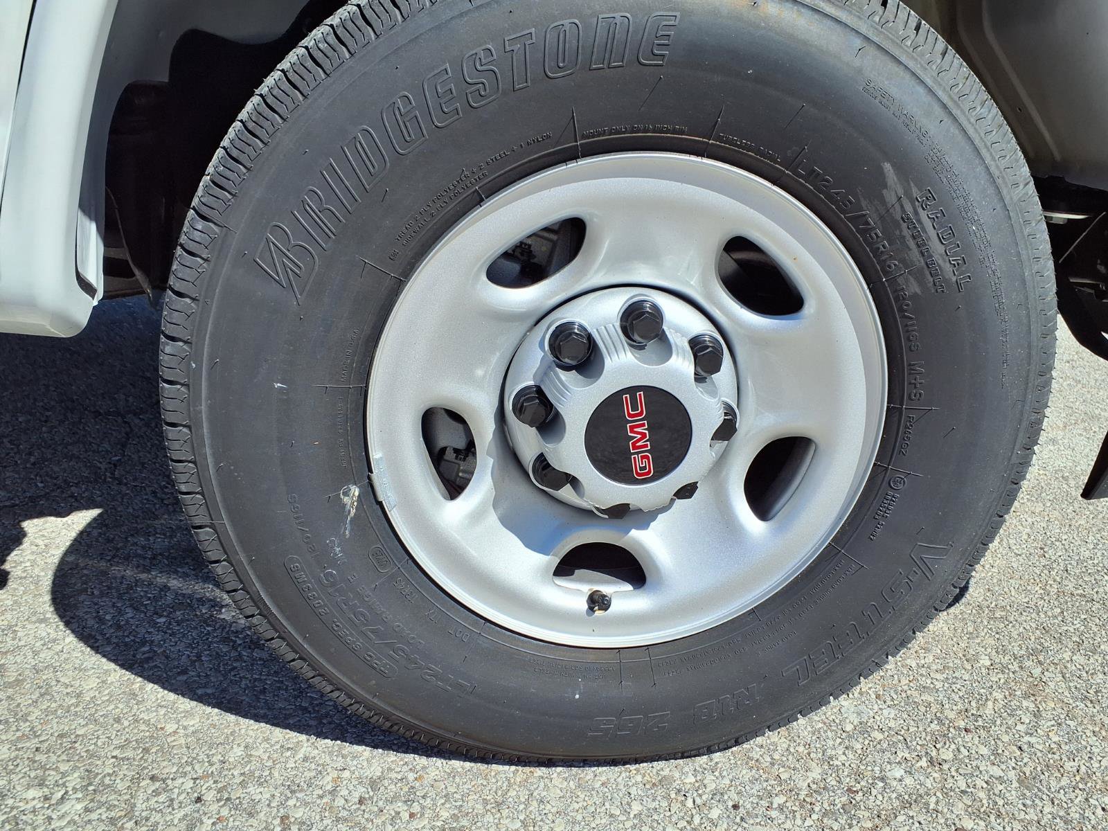 New 2025 GMC Savana 3500 w/ Power Convenience Package RWD image 25