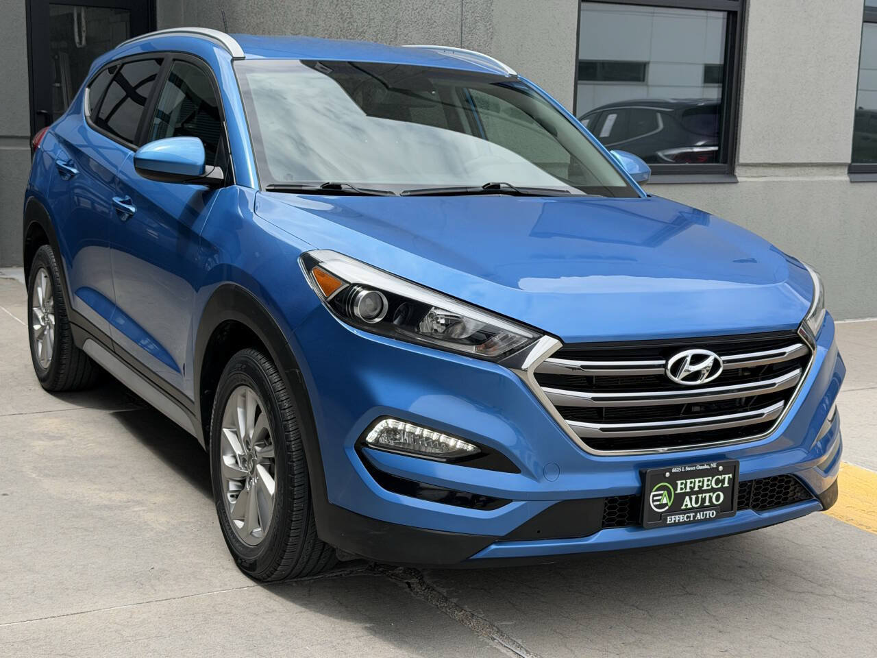 Used 2017 Hyundai Tucson SE AWD/4WD image 7