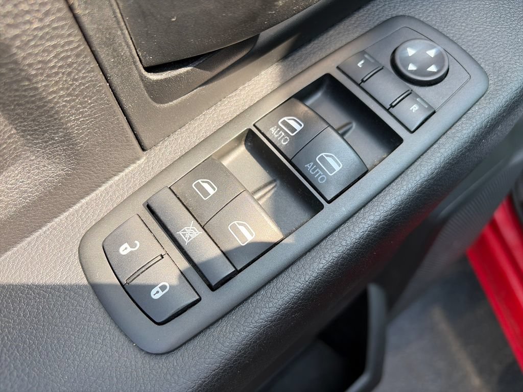 Used 2015 RAM 1500 ST w/ SXT Appearance Group RWD image 13