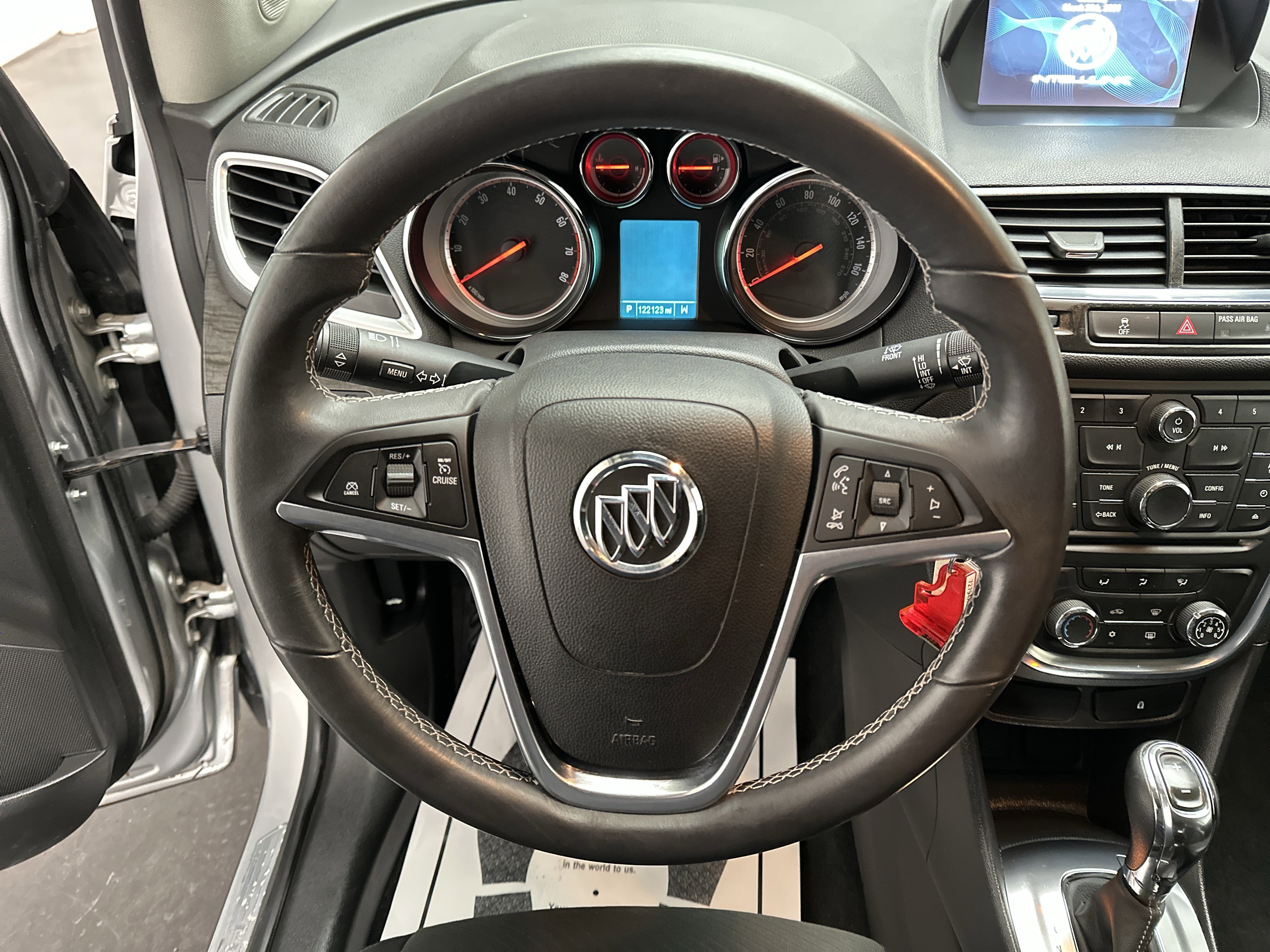 Used 2014 Buick Encore FWD image 22