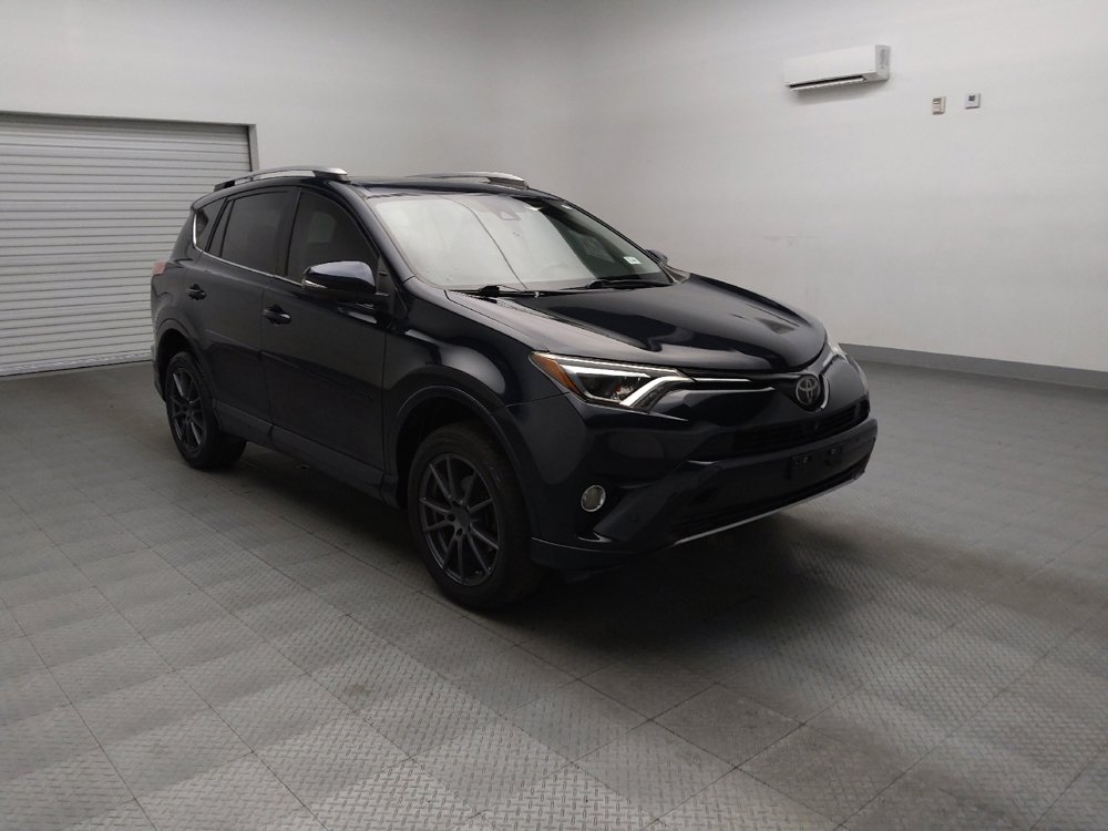 Used 2018 Toyota RAV4 Platinum FWD image 13