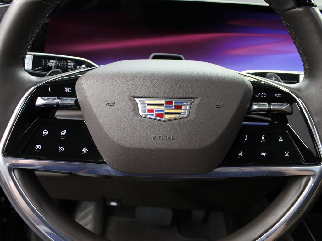 Used 2025 Cadillac Escalade Premium Luxury w/ Touring Package AWD/4WD image 65