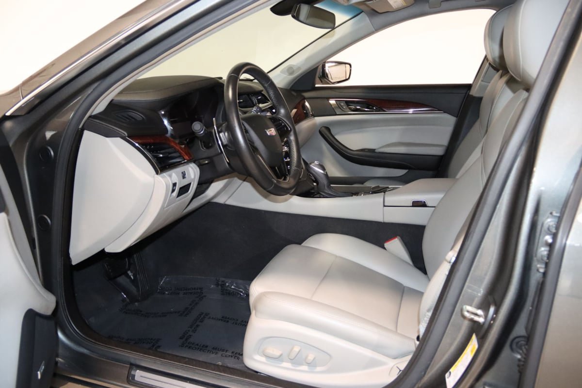 Used 2016 Cadillac CTS Sedan RWD image 32