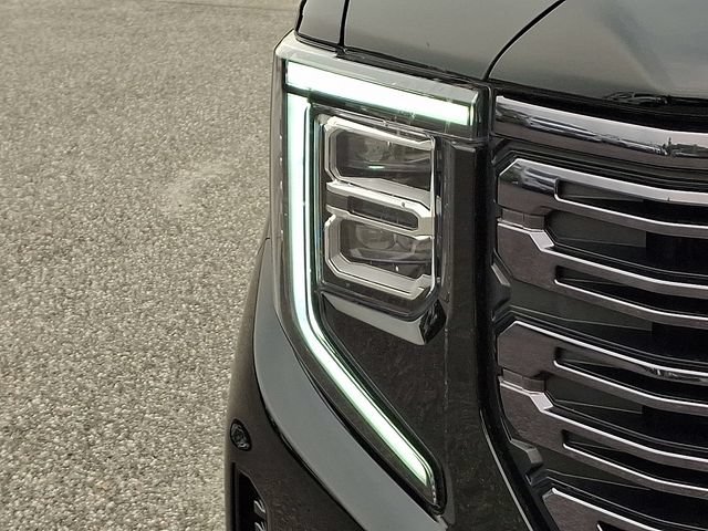 Used 2025 GMC Sierra 1500 Denali Ultimate AWD/4WD image 29